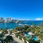 Villa Jungla Del Mar - Oceanfront City Apartment