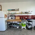 Jb23 Apts 4 Bedroom Apt Near Airport