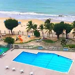 Beach Condo Near The Airport