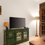 Beach Pad W Patio, Walk To Everything! Gen Ac - 20 Down