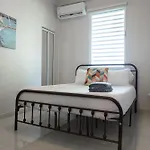 101- Renovated City Gem Near The Beach With Free Parking