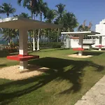 Marbella Del Caribe Beachfront