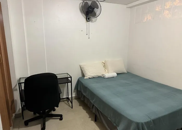 176 Calle Perez