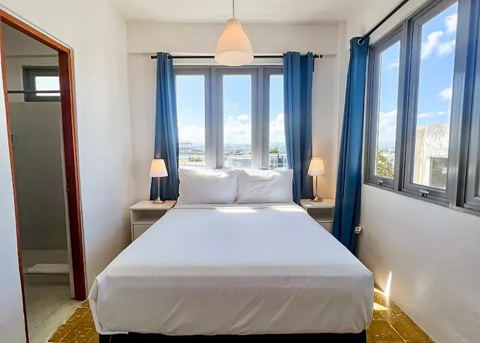Urbana Hotel