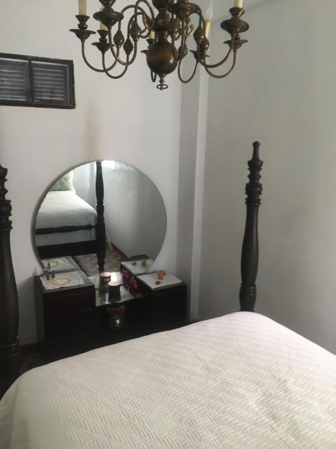 305 San Sebastian St *