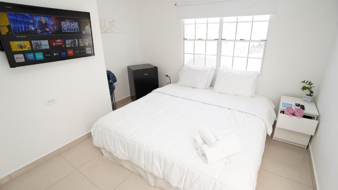 Guest house The Pelican Poshtel