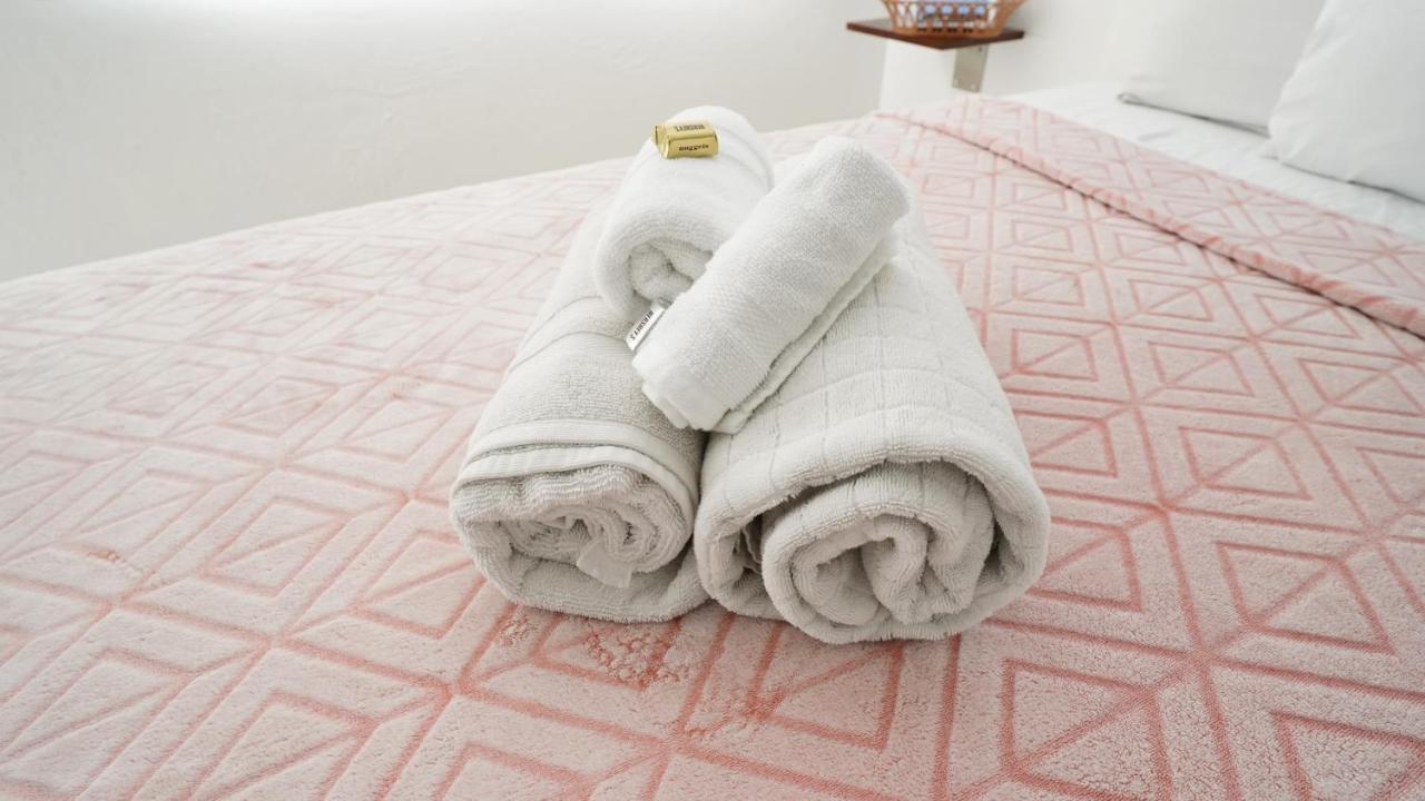 The Pelican Poshtel 3*