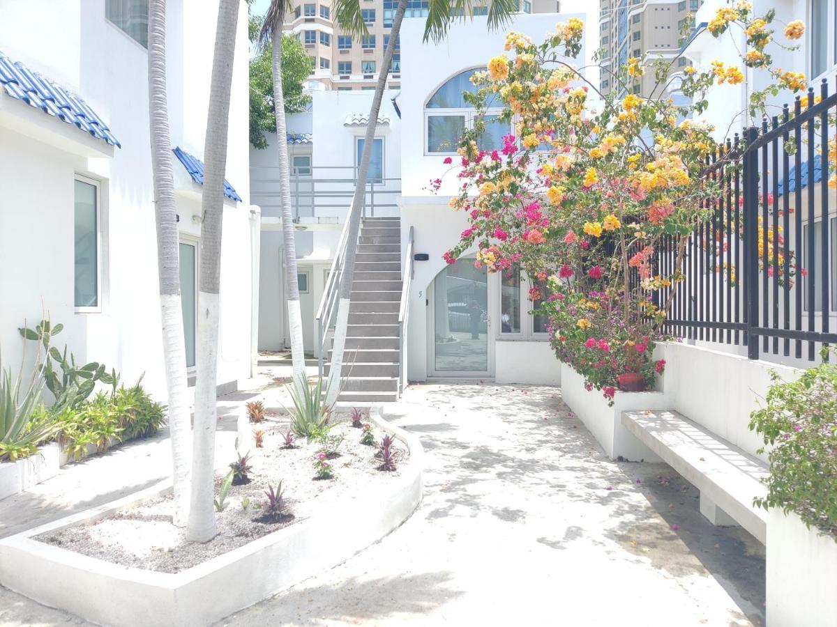 Aparthotel Marias 1502-04 And La Mona Loiza 1503