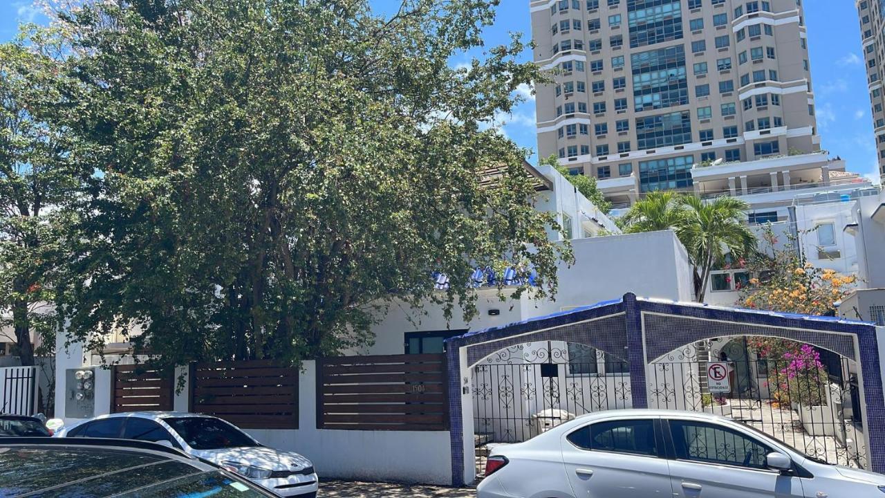 Marias 1502-04 And La Mona Loiza 1503 Aparthotel *
