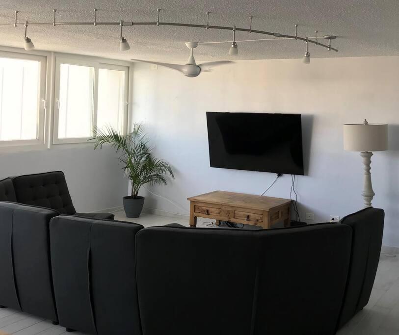 Lux 3br-2bth+sofabed+city & Ocean View Apartment