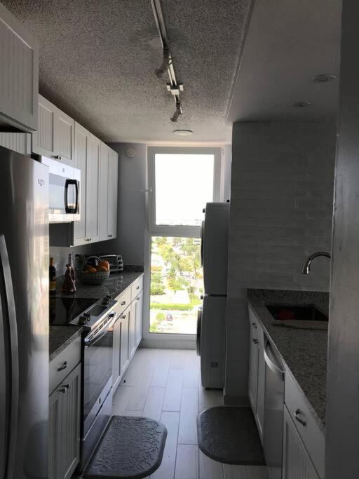 Lux 3br-2bth+sofabed+city & Ocean View Apartment San Juan