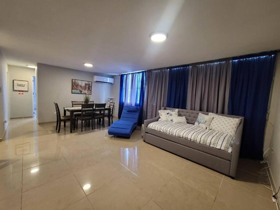 Concert Apartment *