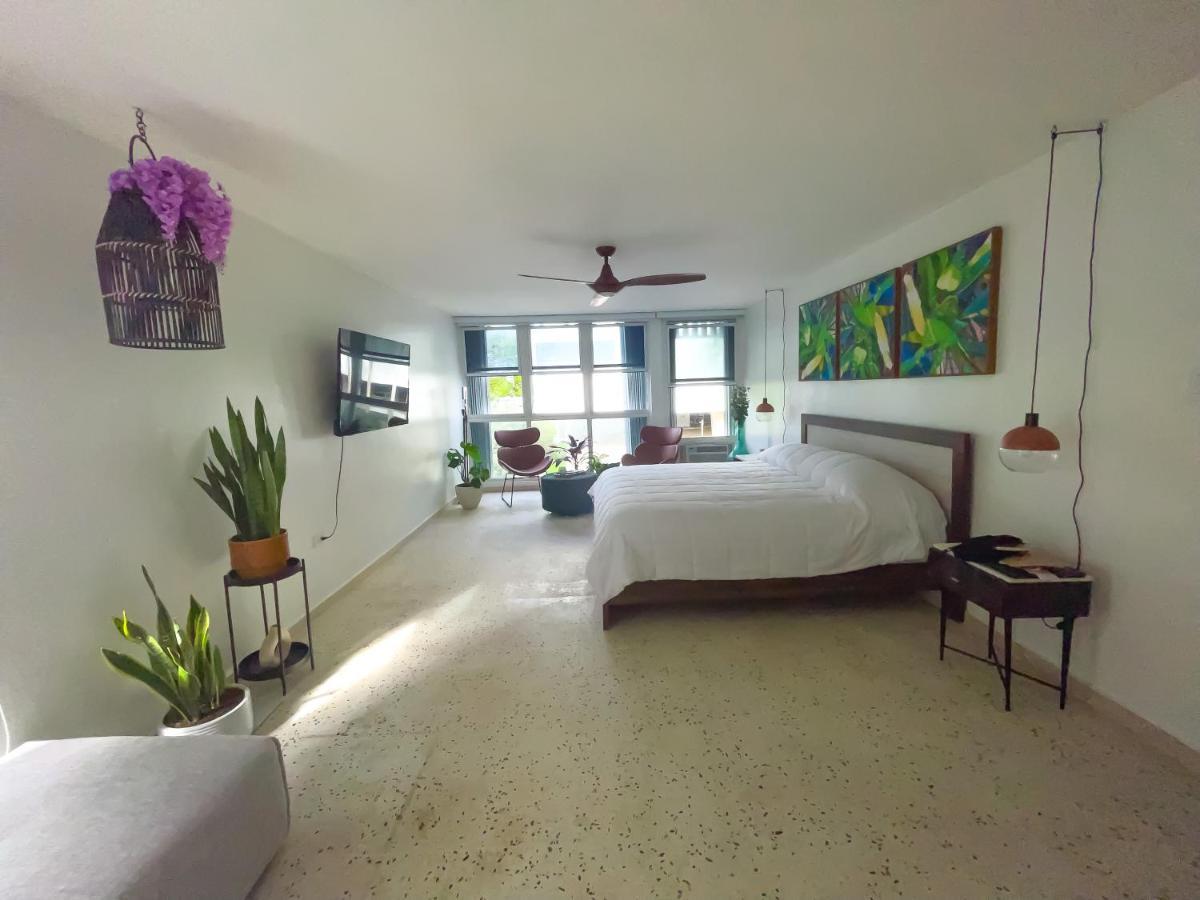 Jungla Del Mar - Oceanfront City Apartment San Juan