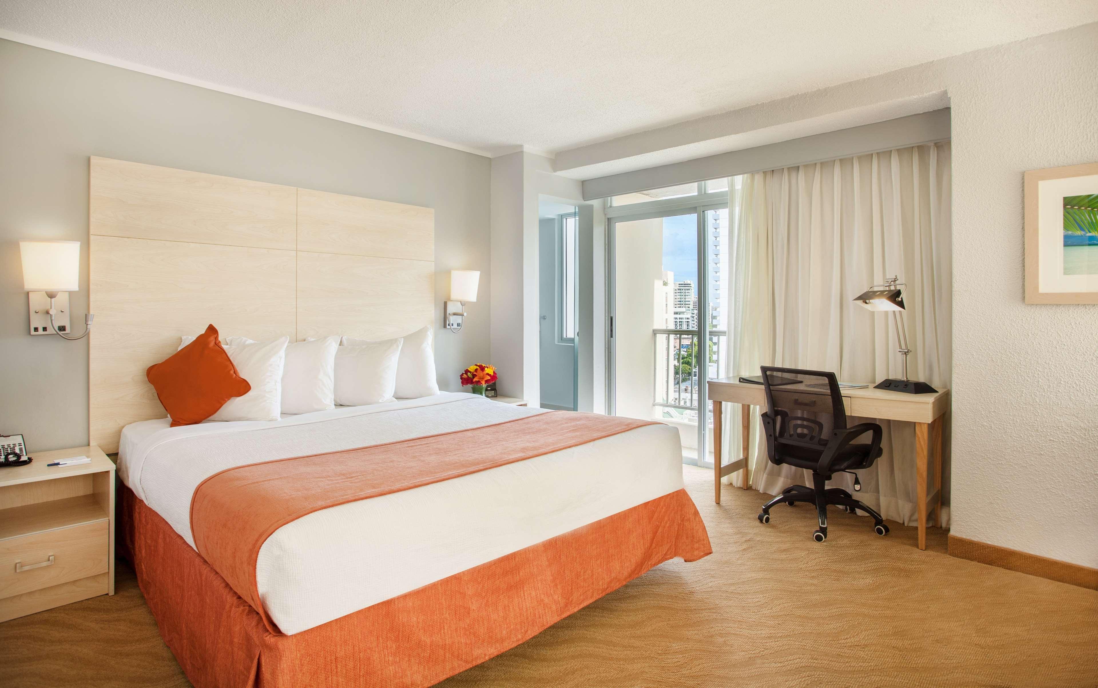 Condado Palm San Juan, Tapestry Collection By Hilton Hotel San Juan