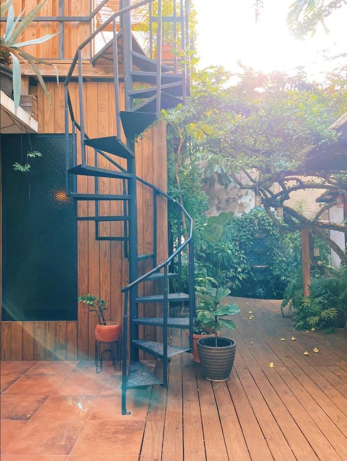 La Botanica
