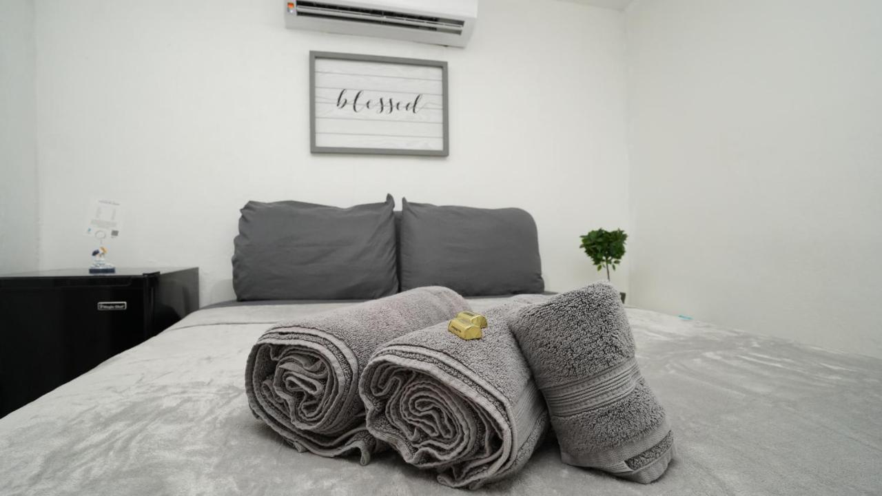 The Pelican Poshtel Guest house 3*