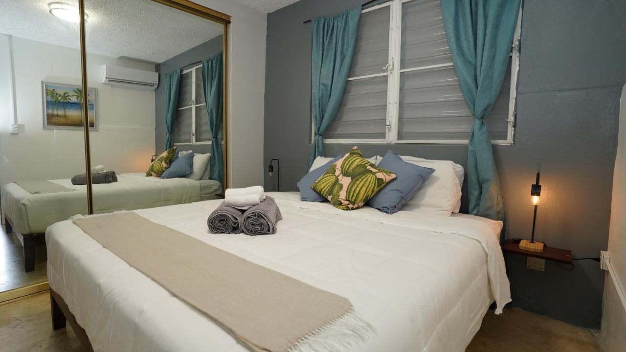 The Pelican Poshtel 3*