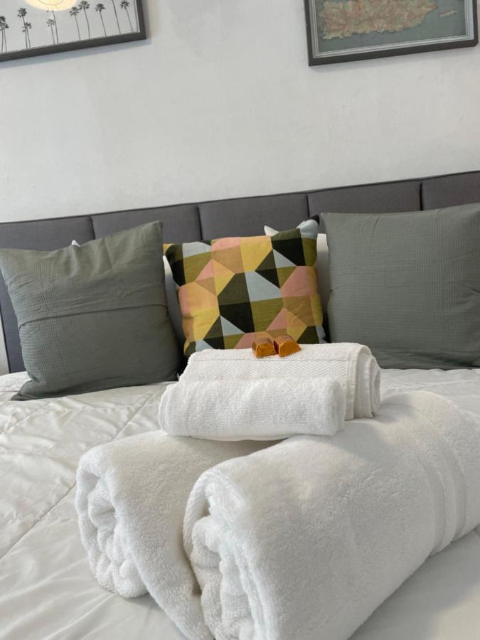 The Pelican Poshtel 3* San Juan