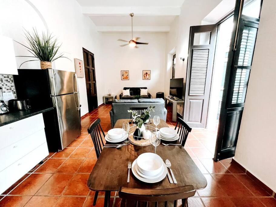 65 Fortaleza 1 - N Colonial Apt W/ Balconies & Views Apartment *