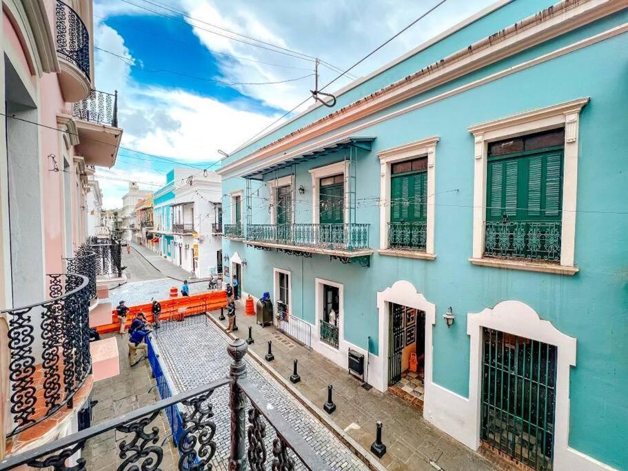 65 Fortaleza 1 - N Colonial Apt W/ Balconies & Views San Juan