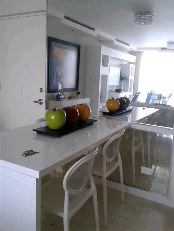 Marbella Apts Apartment *