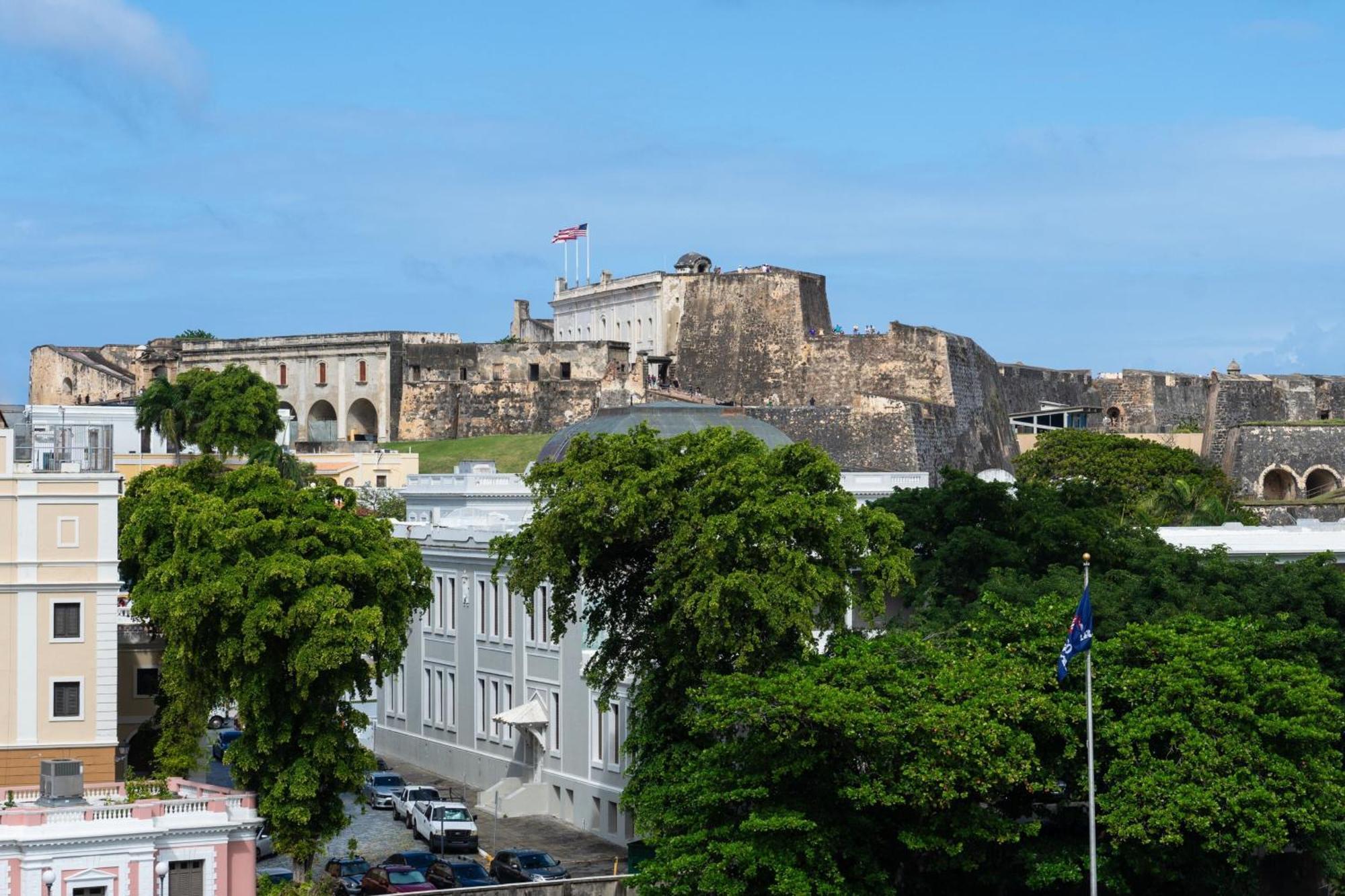 Hotel Rumbao, A Tribute Portfolio San Juan