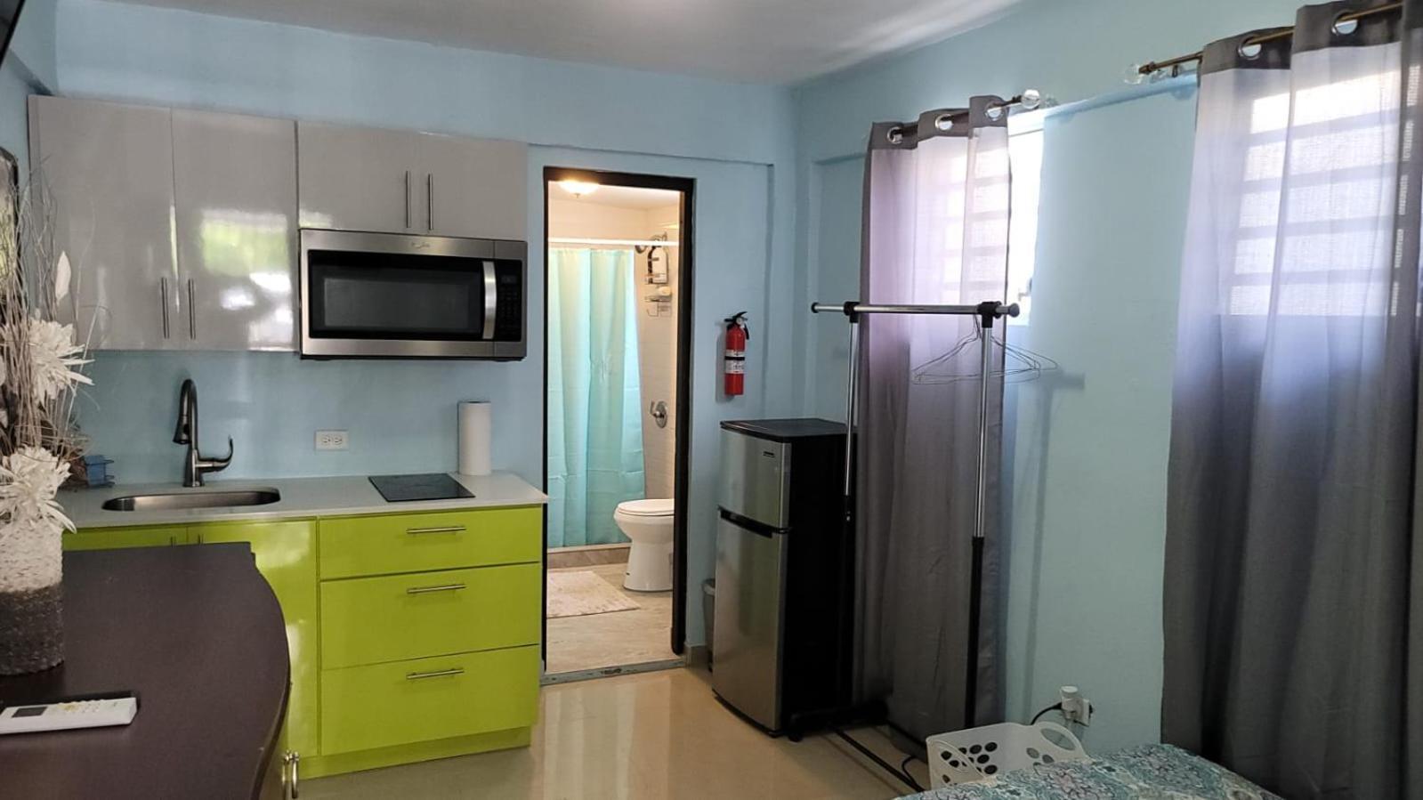Apartment With Private Entrance And Bath Near Beach, Unit 4 San Juan