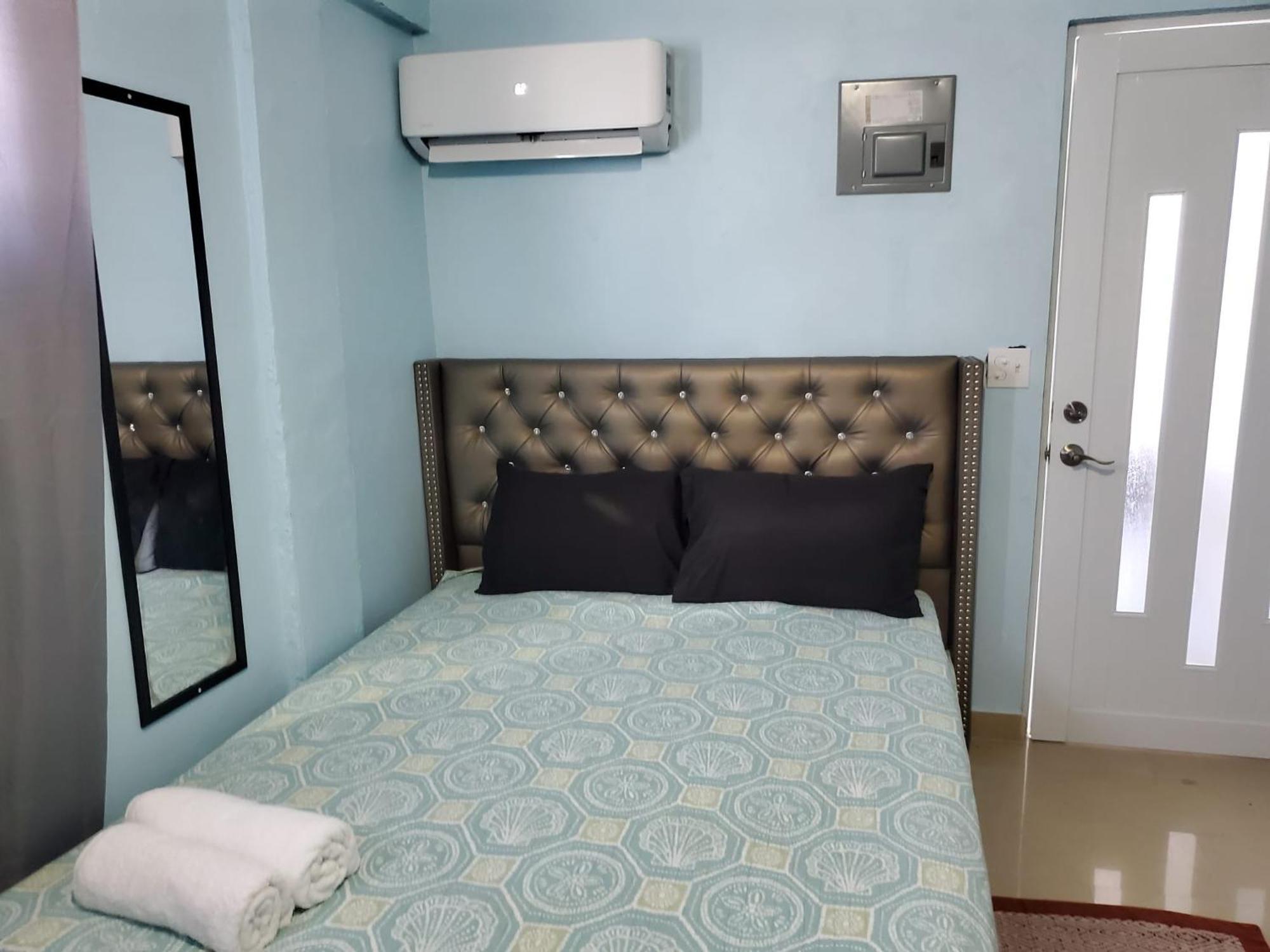 With Private Entrance And Bath Near Beach, Unit 4 * San Juan