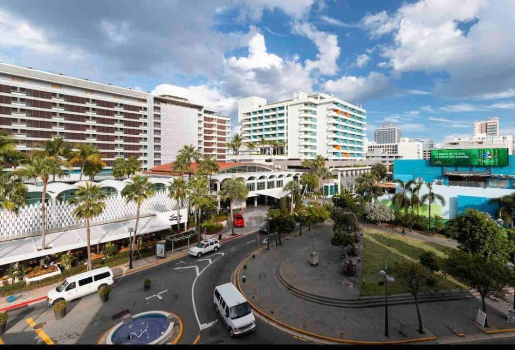 Alanis Condado / 1 Minute Walking Apartment *