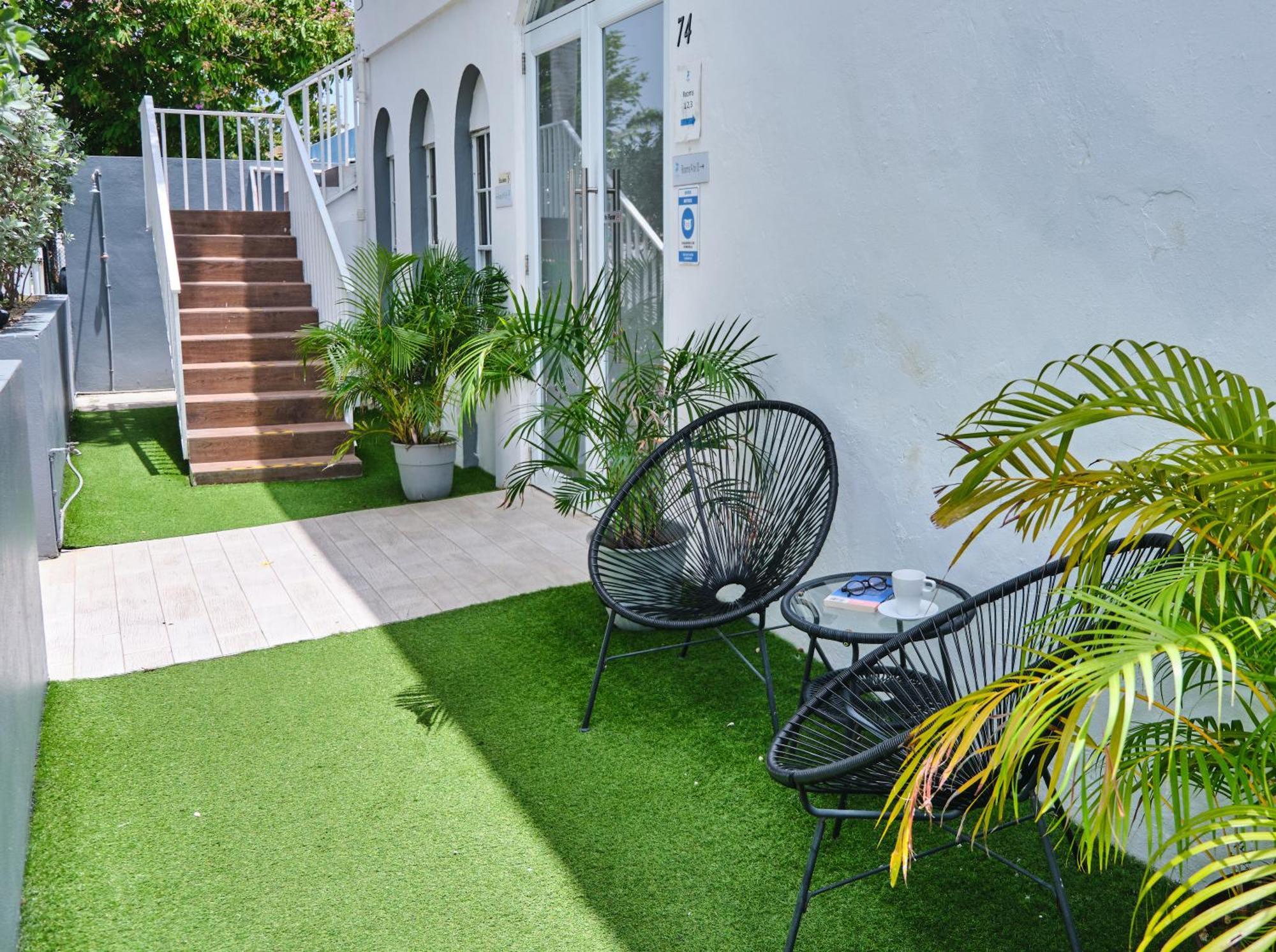 The Pelican Poshtel 3* San Juan