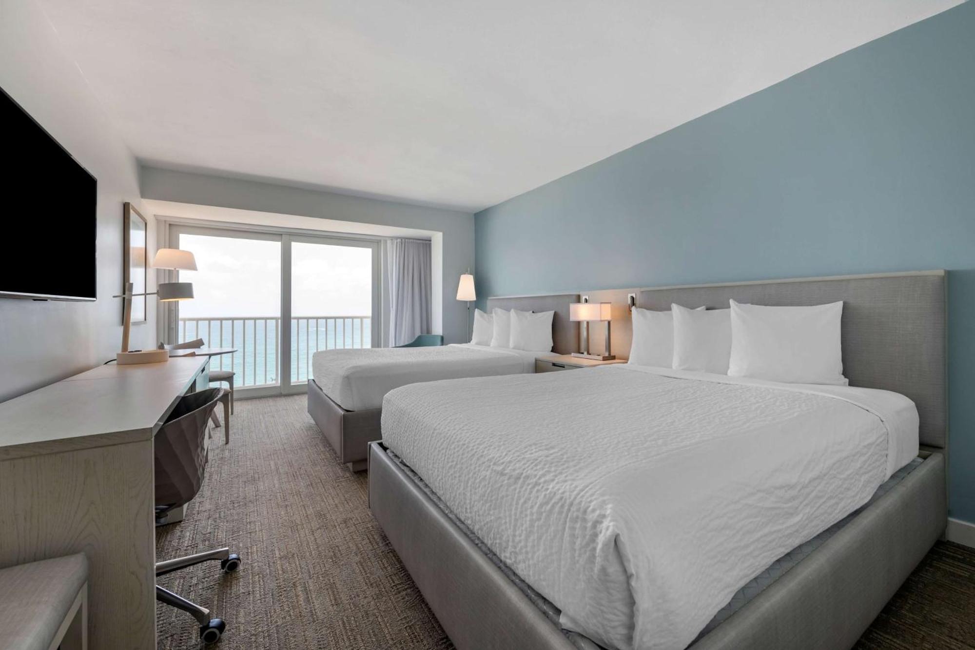 Condado Palm San Juan, Tapestry Collection By Hilton Hotel