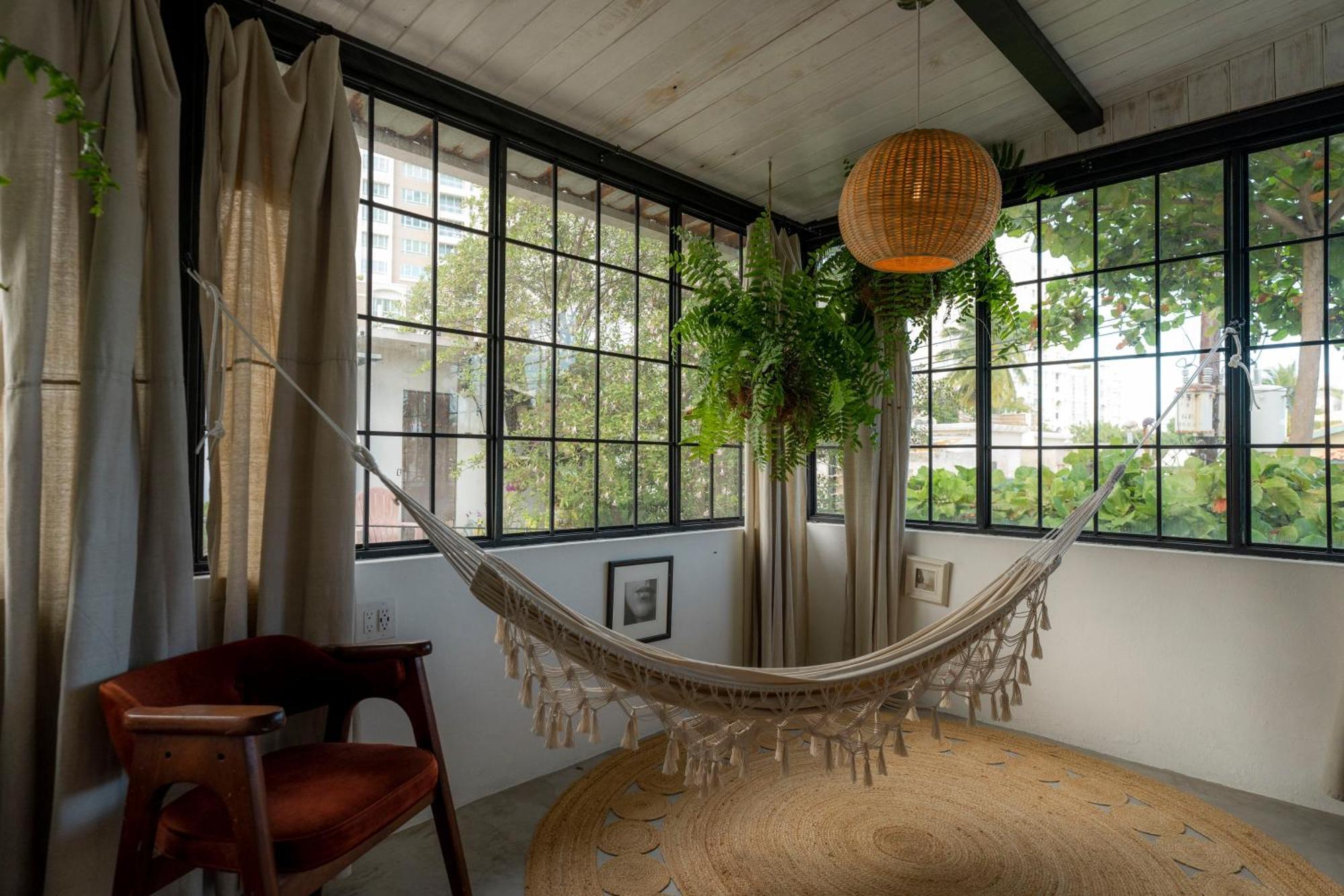 La Botanica Hotel