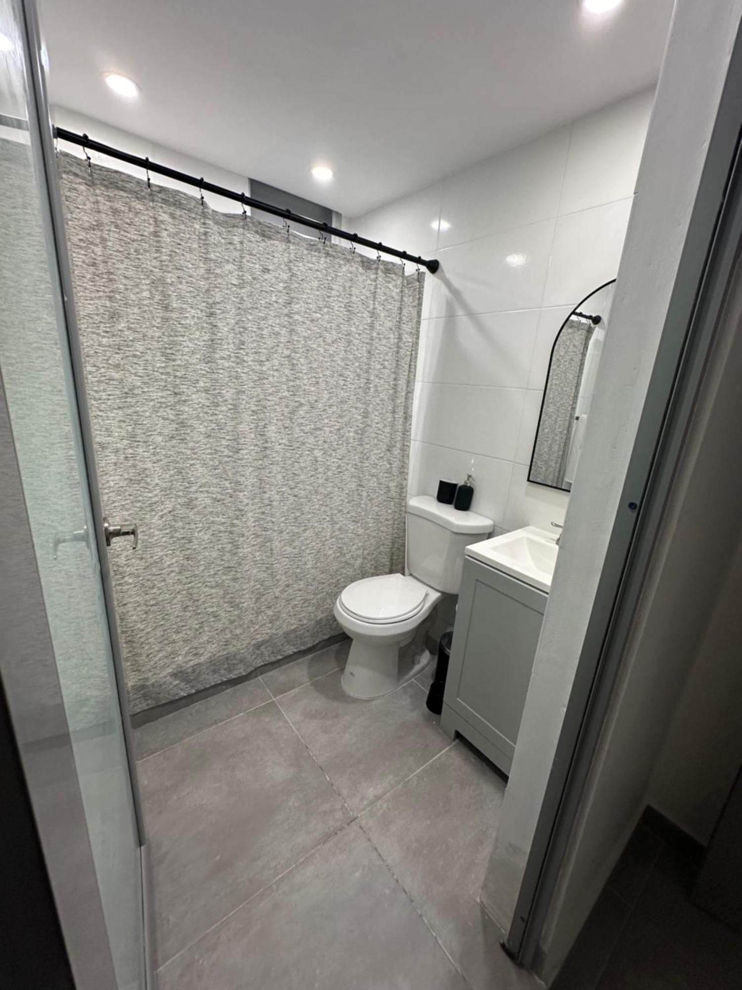 Oasis 460 - - La Placita - Beaches *