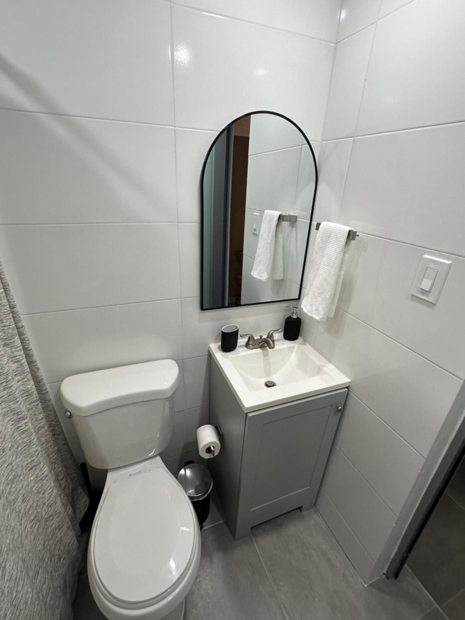Oasis 460 - - La Placita - Beaches Guest house