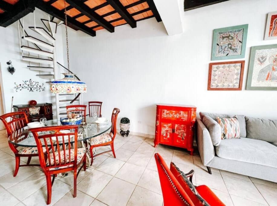 Casa Norzagaray Vintage Colonial Old Apartment *
