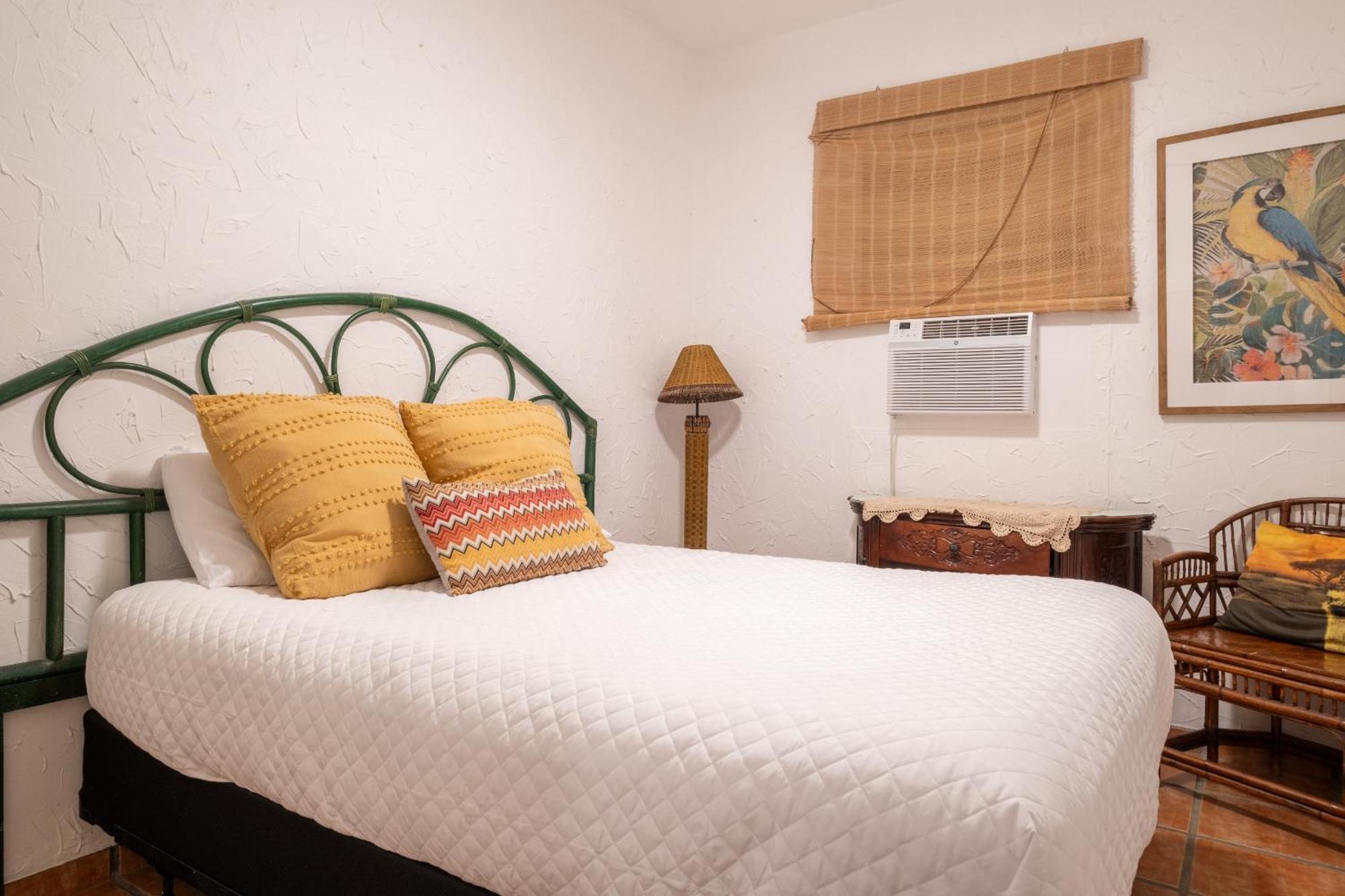 Pad W Patio, Walk To Everything! Gen Ac - 20 Down * San Juan