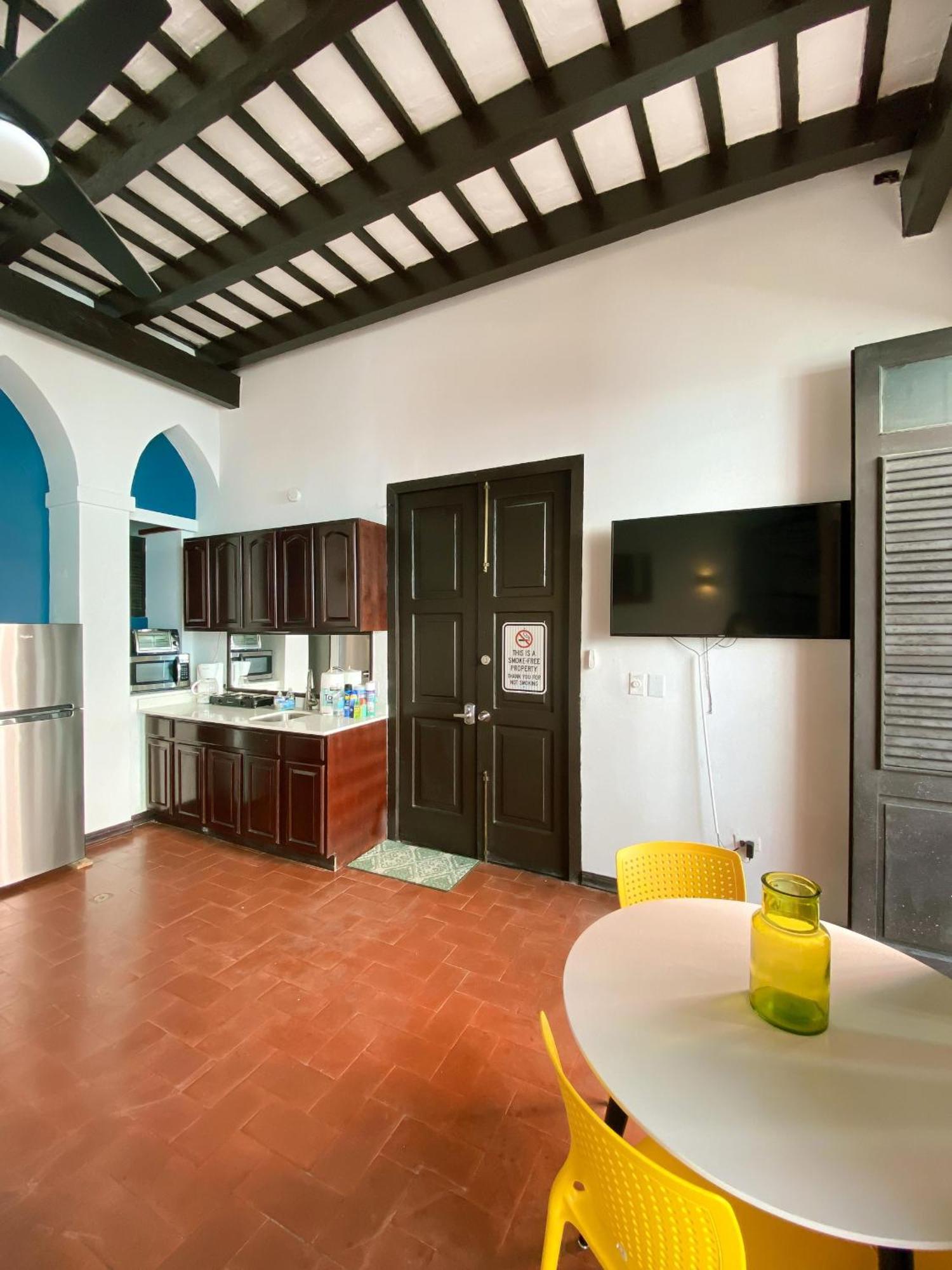 Apartment Just Remodeled In Colonial Osj Unique Location Local Experience