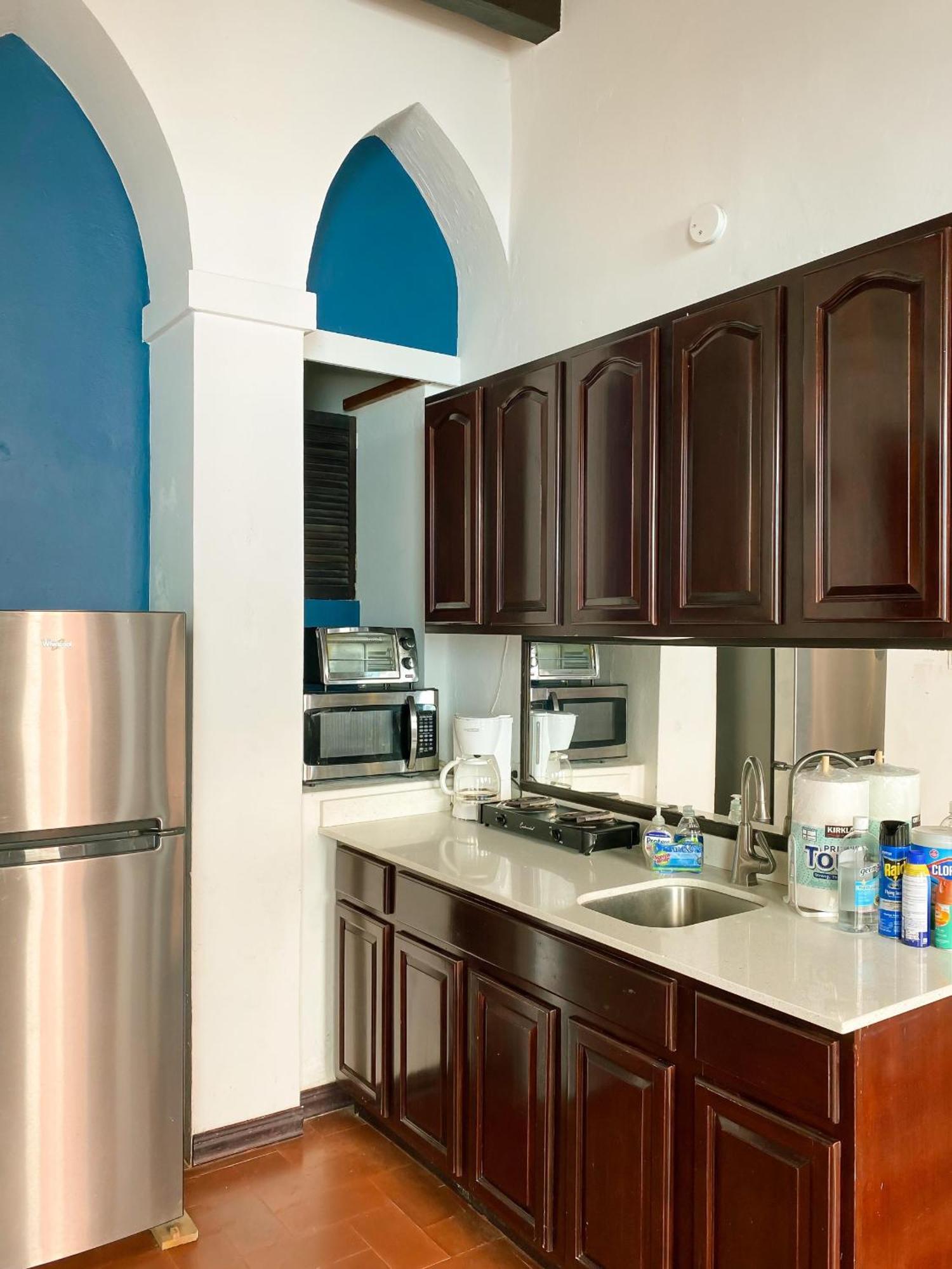 Just Remodeled In Colonial Osj Unique Location Local Experience San Juan