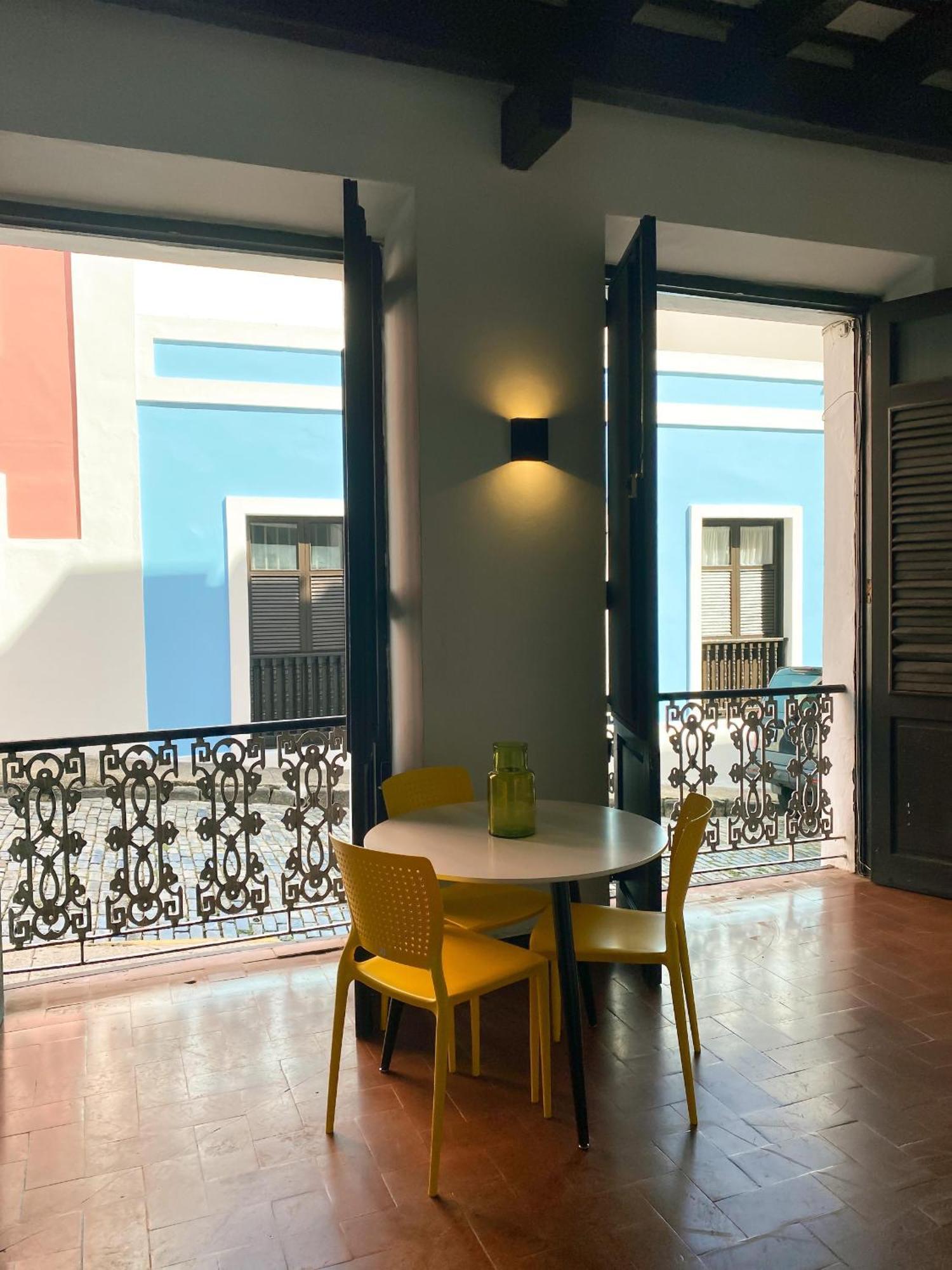 Just Remodeled In Colonial Osj Unique Location Local Experience * San Juan