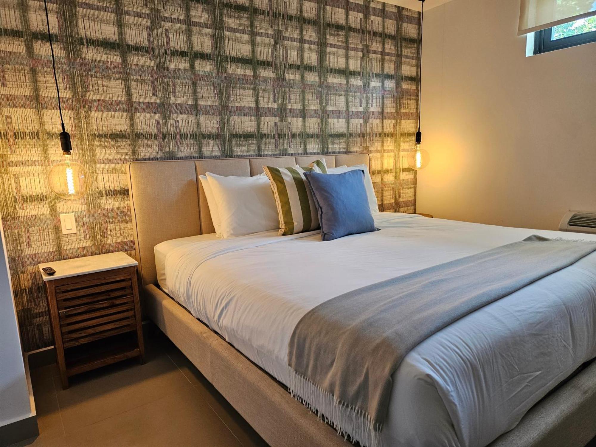 La Calma Poshtel Hotel *