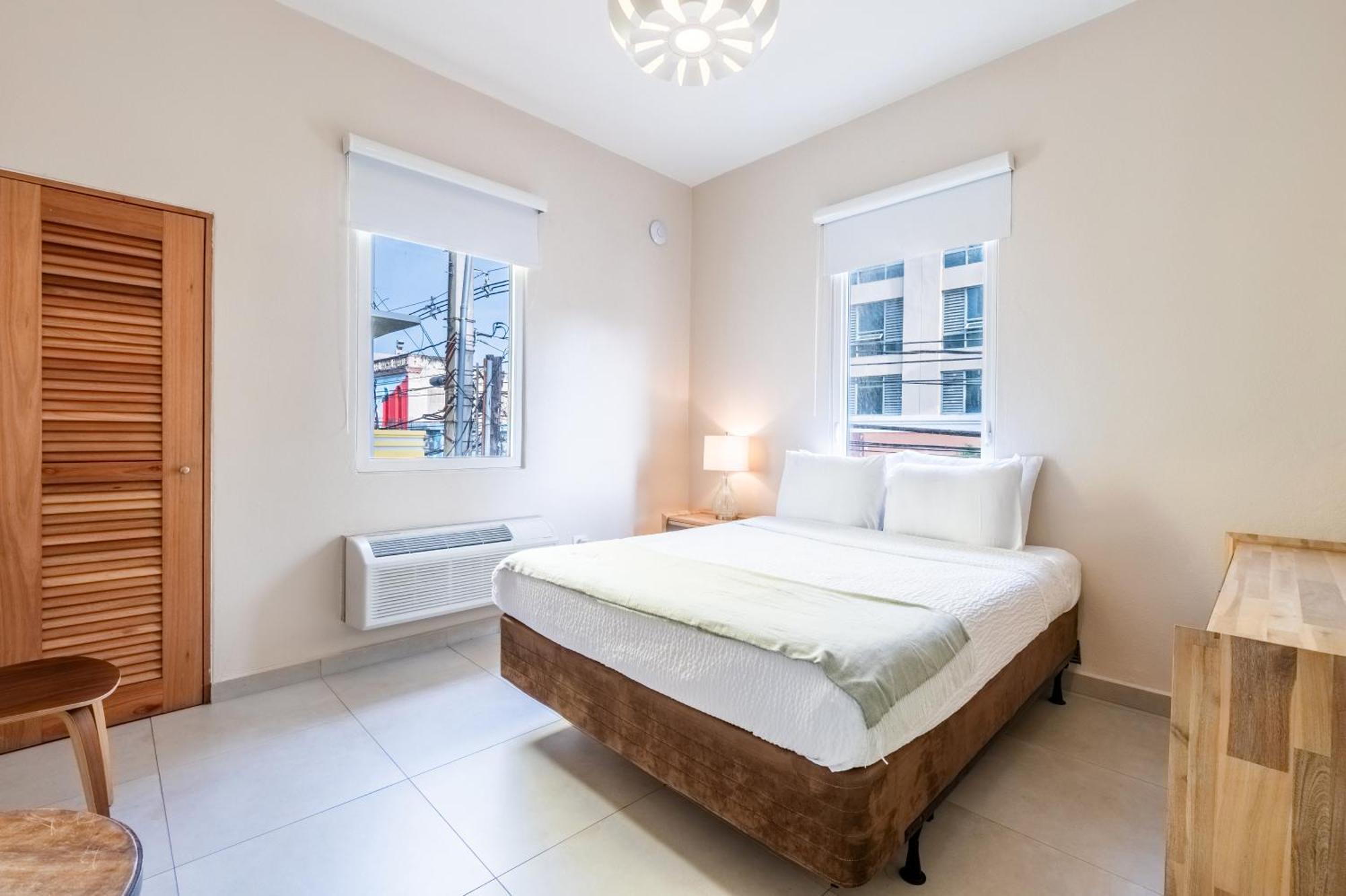 La Mona Loiza Complex By With Bear Hotel