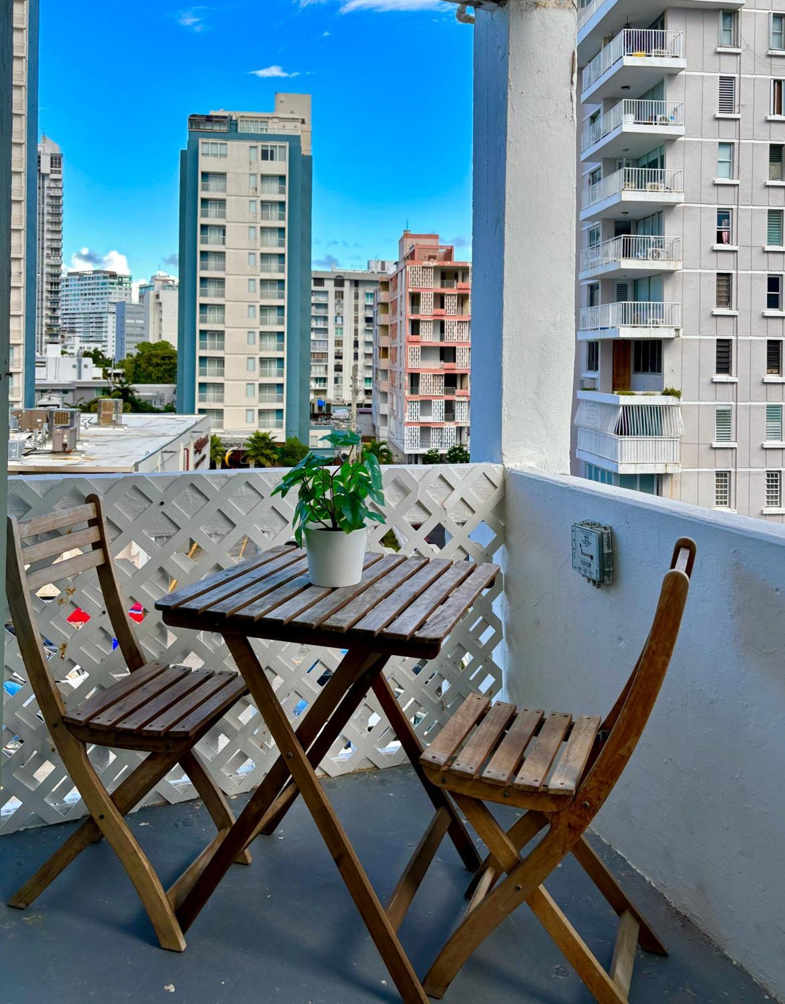 Downtown Condado Tropical Apartment San Juan