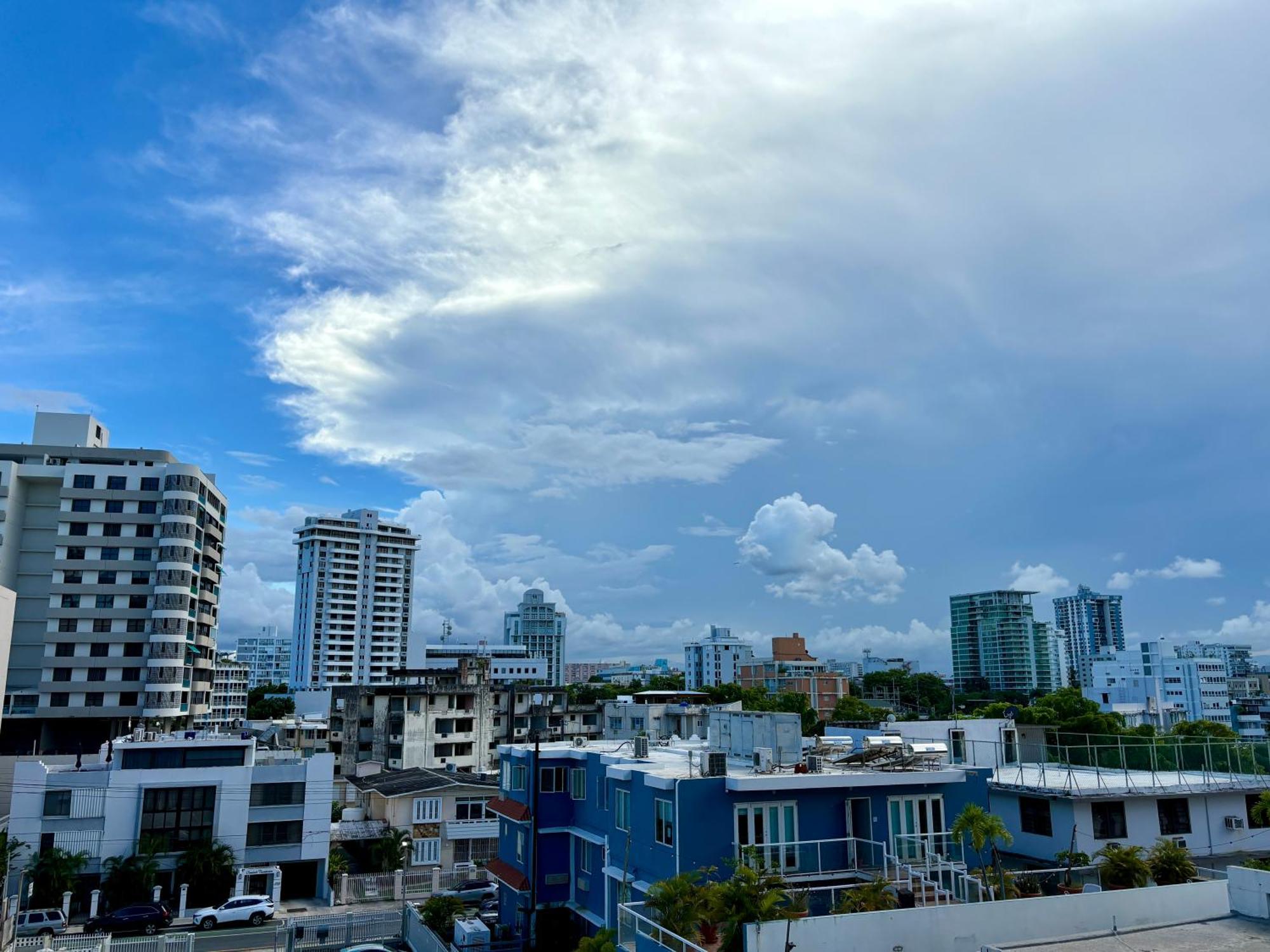 Downtown Condado Tropical Apartment San Juan