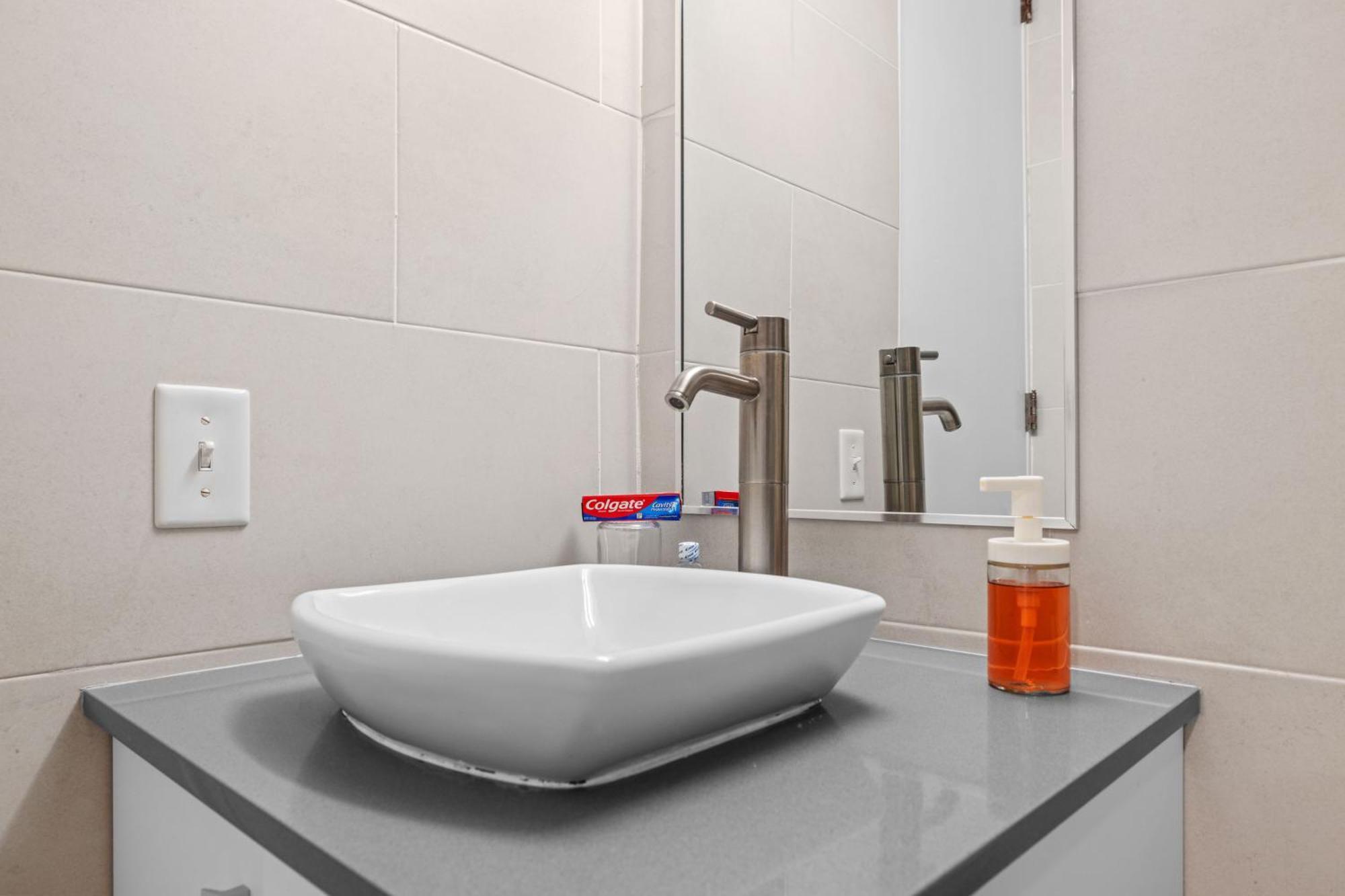 Otium Pool Access San Juan
