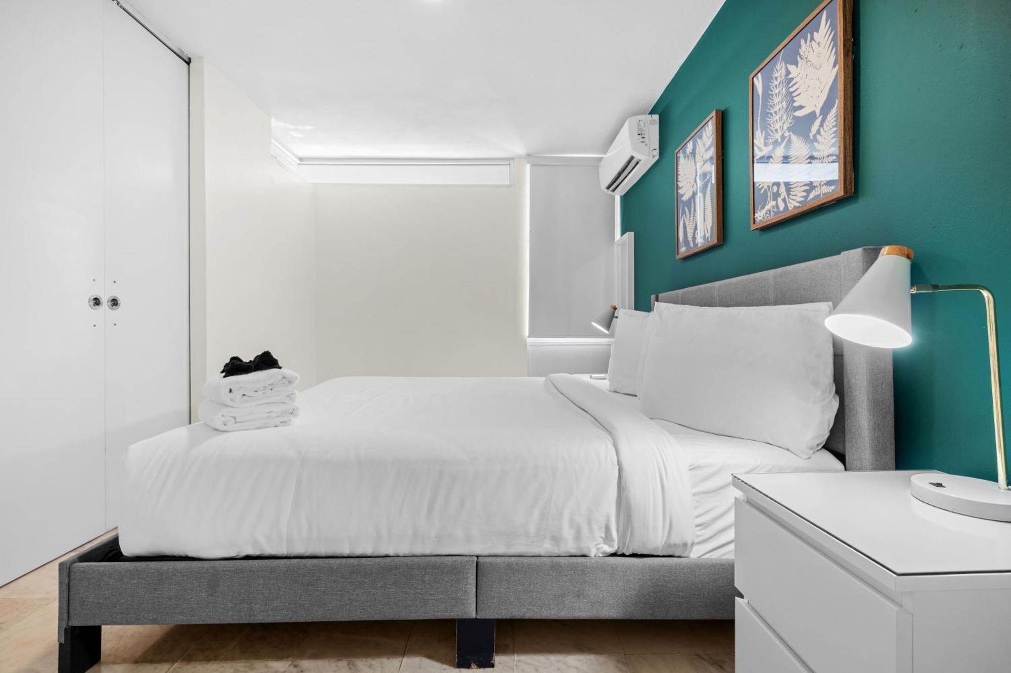 Otium Pool Access San Juan