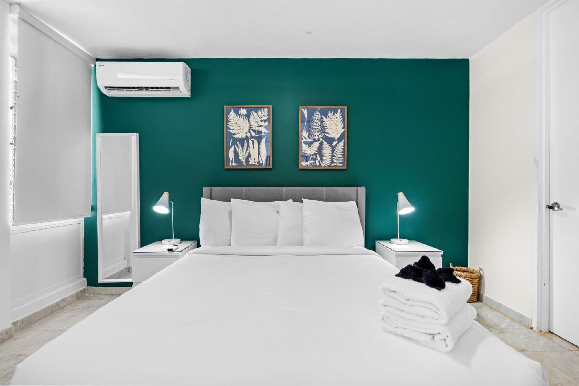 Otium Pool Access San Juan