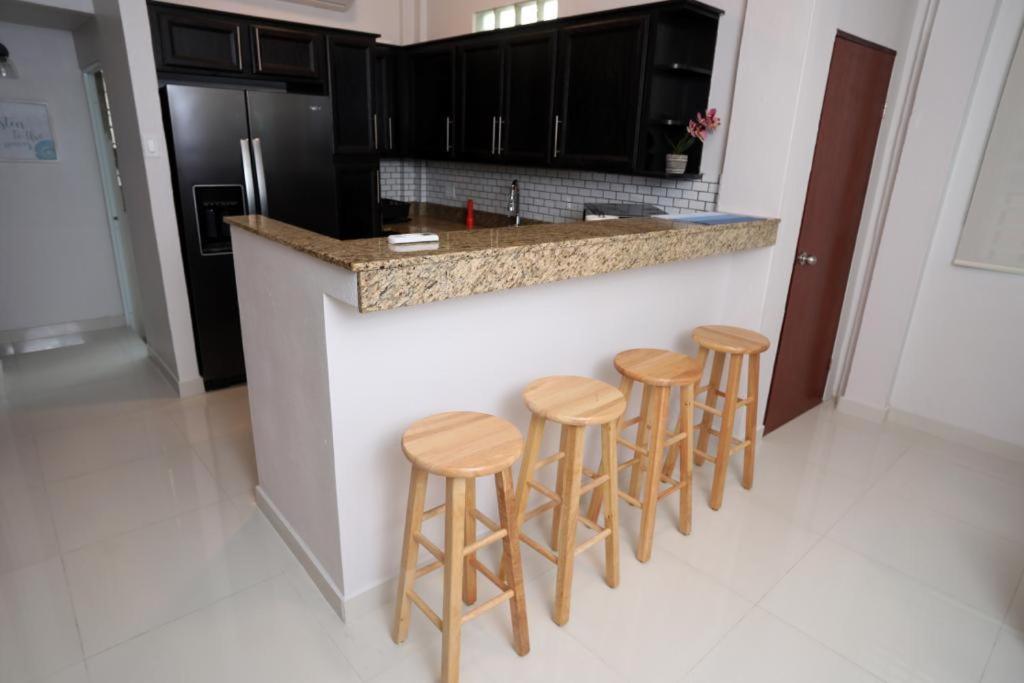 Apartment 101- Renovated Gem Near The With Free Parking San Juan