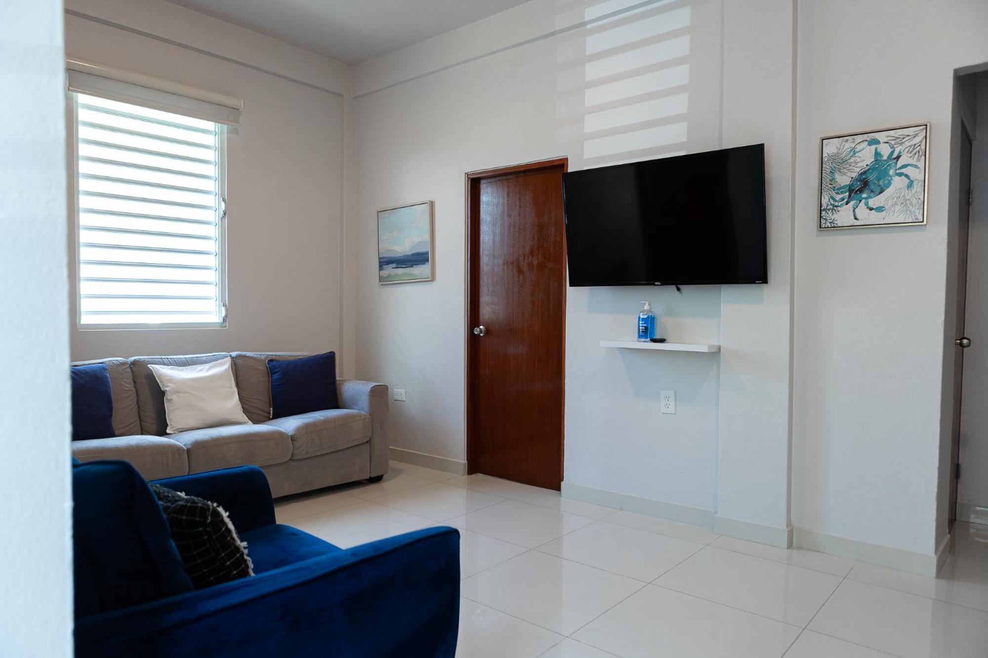 101- Renovated Gem Near The With Free Parking San Juan