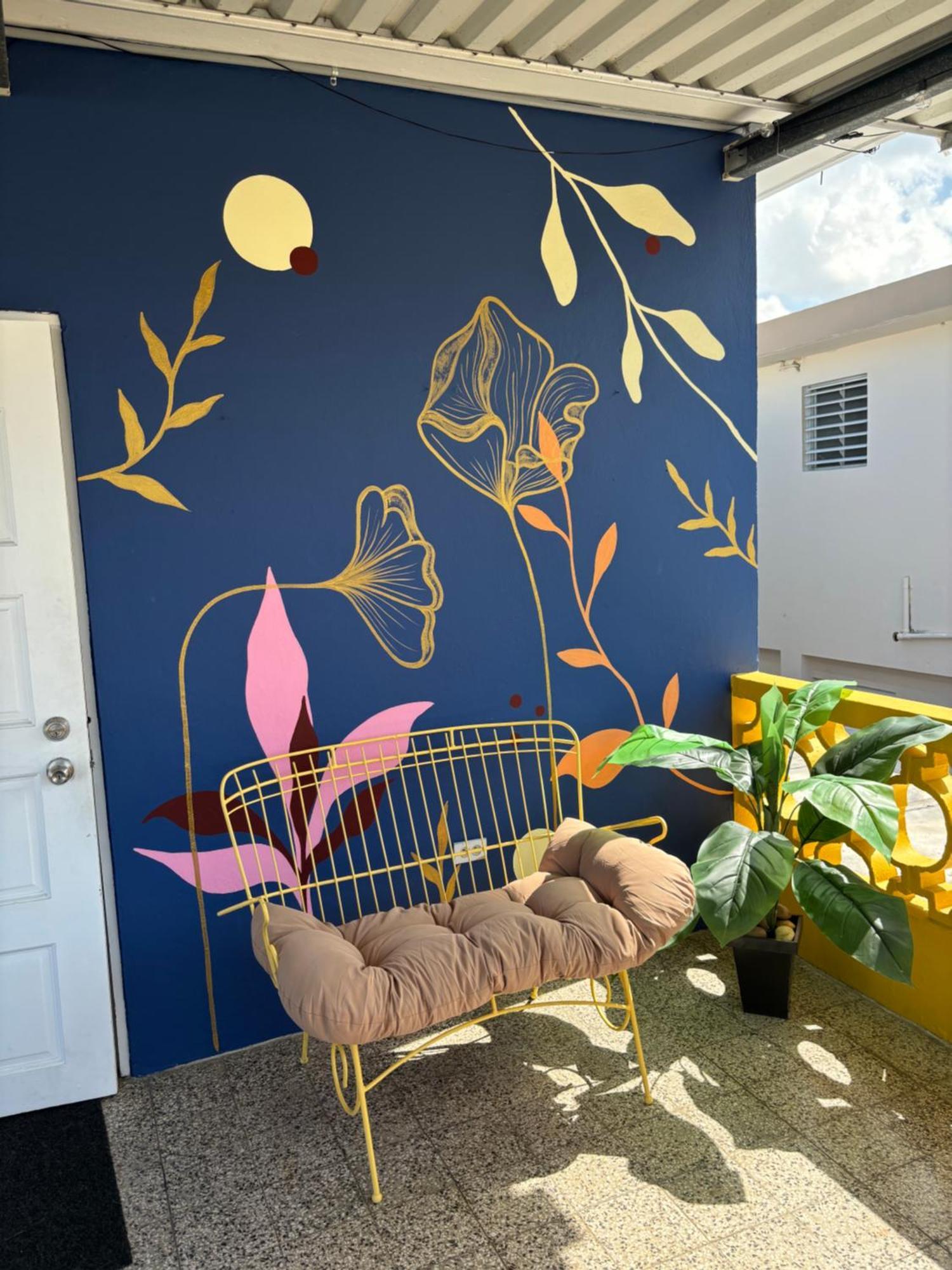Urban Tropical Oasis In San Juan