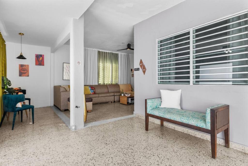 Luxury 4br For 14-& Jacuzzi 6 Min & Airport *